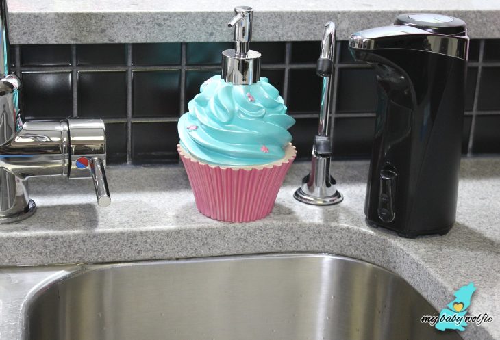 blue cupcake lotion dispenser