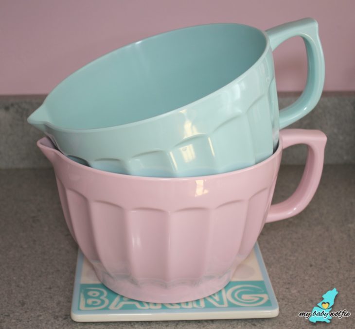 mixing bowl pink teal