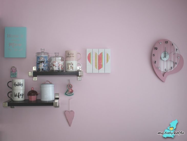 heart clock pink